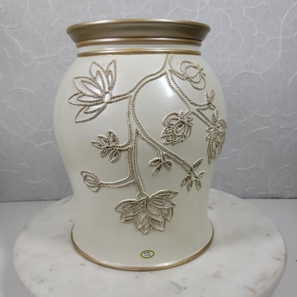 Popular Bath Maddie Waste Basket 10" Cream Floral Resin Raised Design Trash Can - Picture 13 of 14
